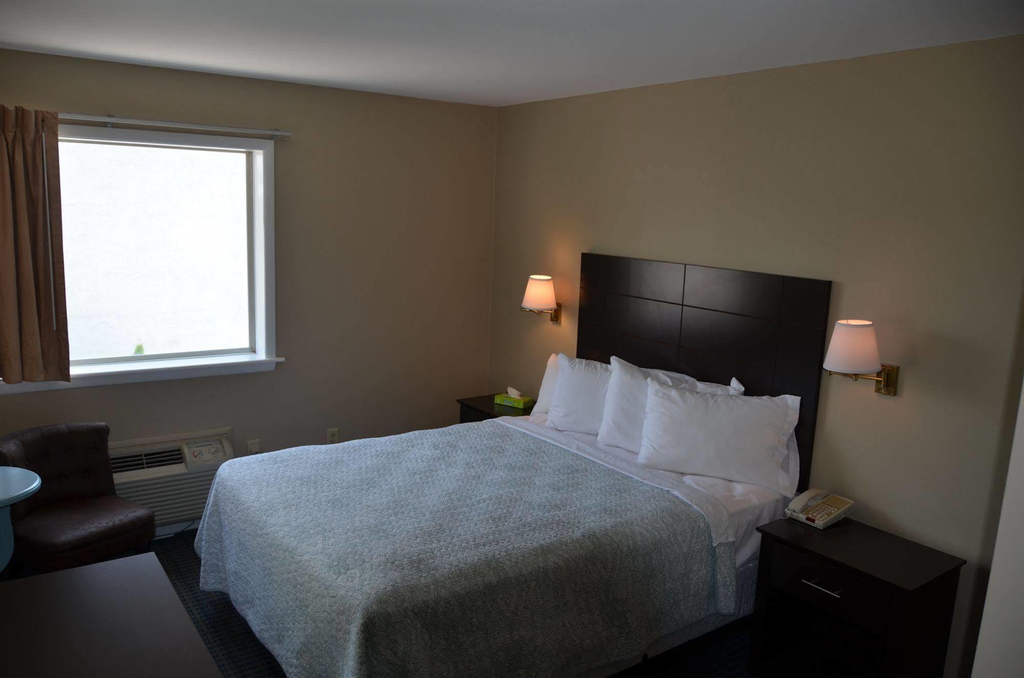 Mainstay Inn Phoenixville Bagian luar foto